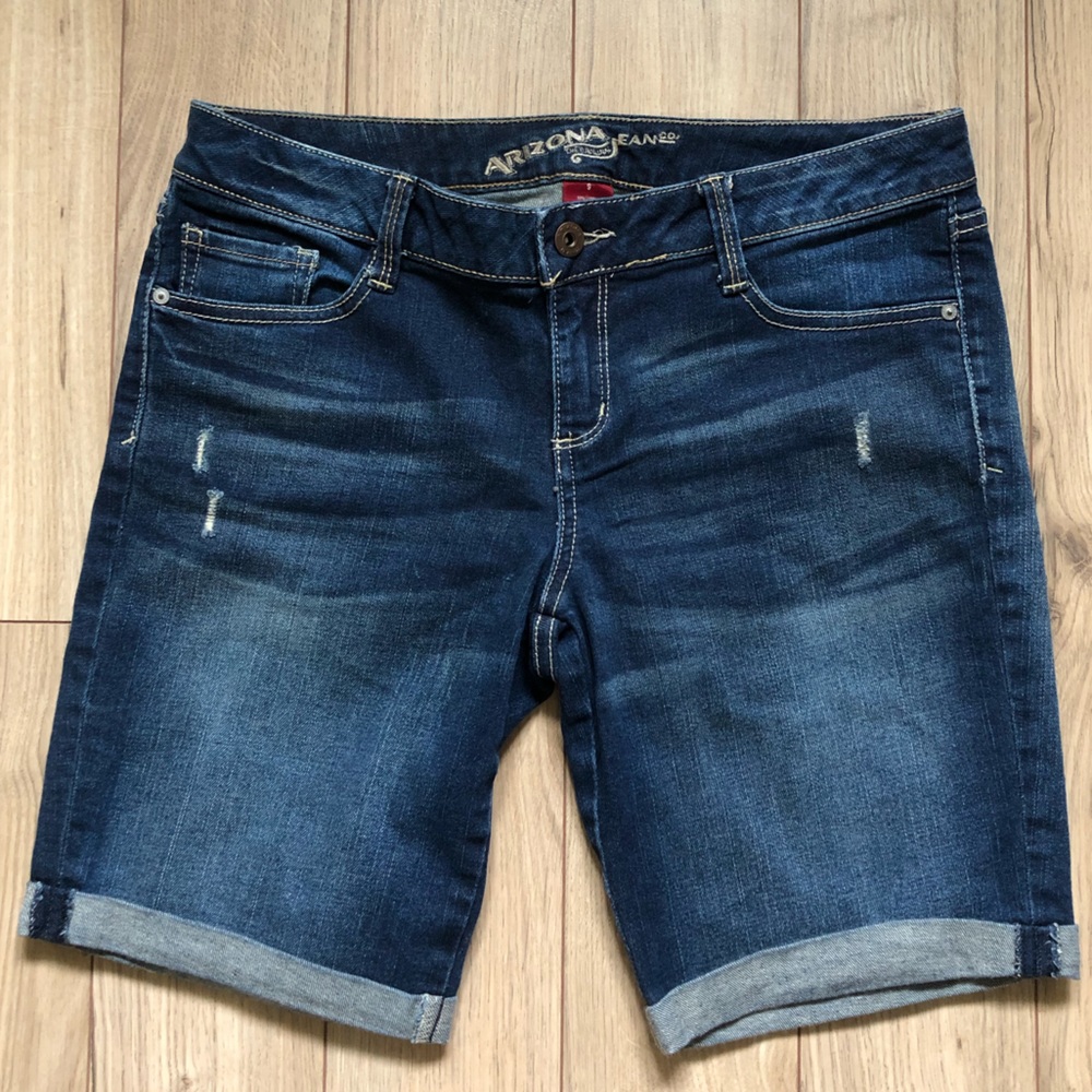 Women’s Vintage Arizona Jean Company denim jeans shorts size 9